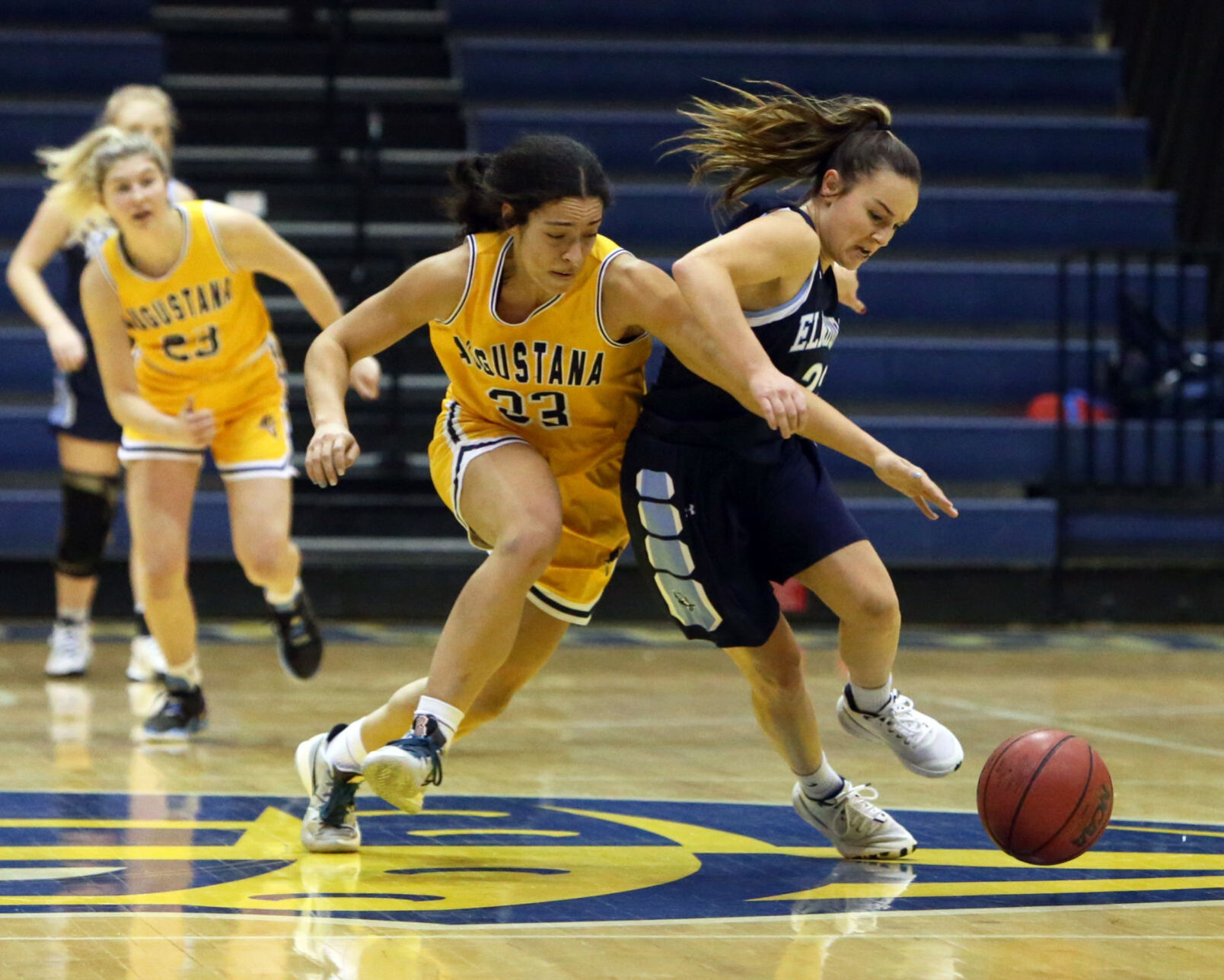 011222-qc-spt-augie women003.JPG
